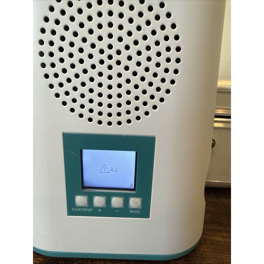 Cooling Body Sculpting Unit – Powers On – Missing Panel – AS‑IS for Parts - Picture 3 of 10